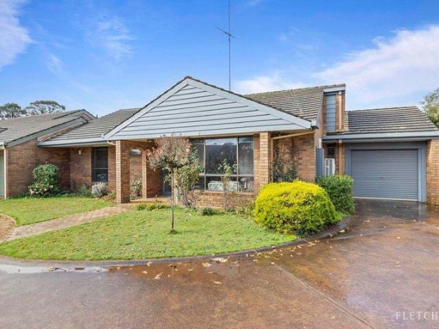 Townhouse for sale in Ballarat, Victoria