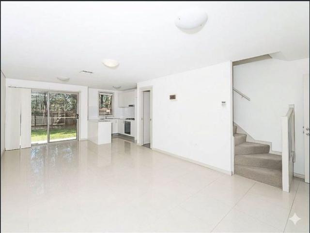 Townhouse for rent in Sydney, New South Wales