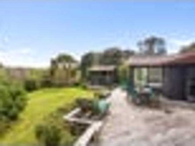 House for sale in Otaki Beach, Wellington