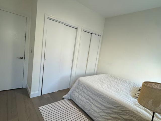 Room for rent in Arverne, New York