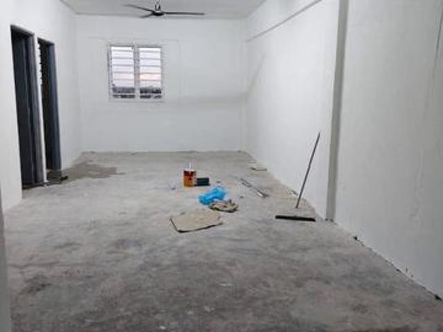 Apartment for sale in Port Klang, Selangor
