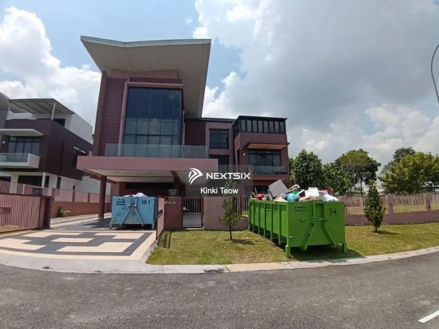 Residential House for sale