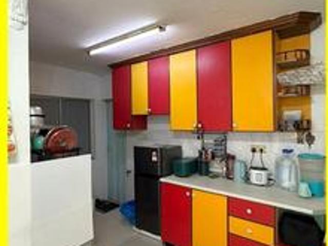 Apartment for sale in Petaling, Damansara Damai
