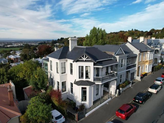 House for sale in Otakou