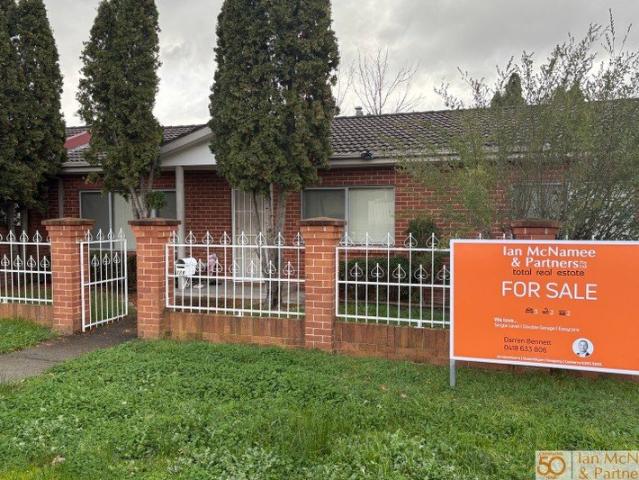 Duplex for sale in Queanbeyan, New South Wales