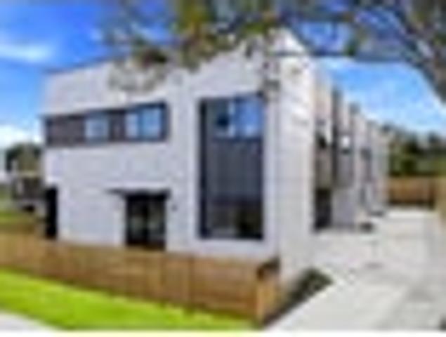 Townhouse for sale in Howick