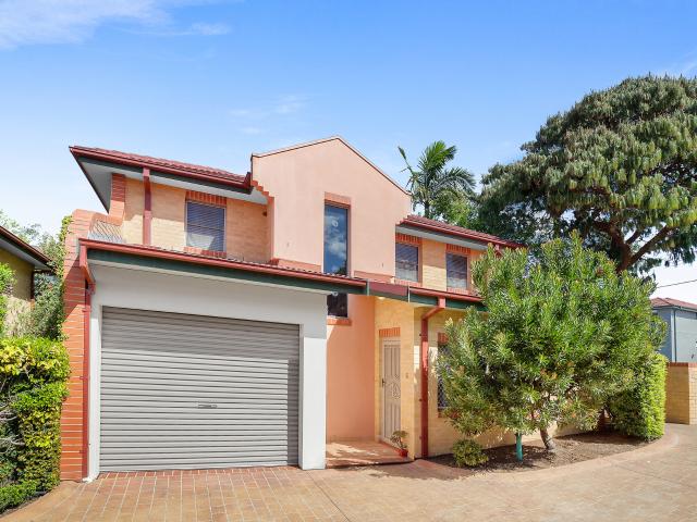 Townhouse for sale in Dulwich Hill, New South Wales