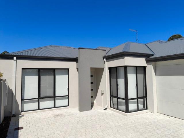 Villa for rent in Myaree, City of Melville