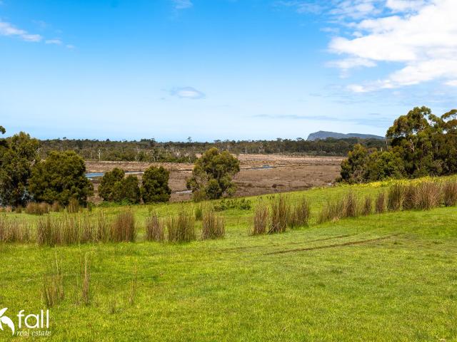Property for sale in Simpsons Bay, Tasmania