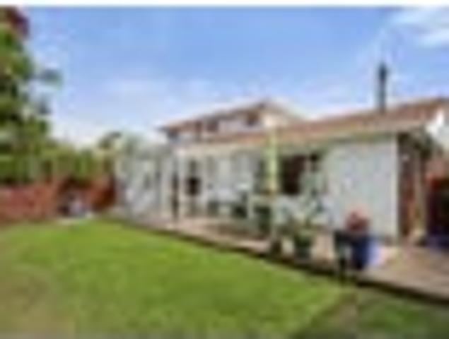 House for sale in Linden, Wellington