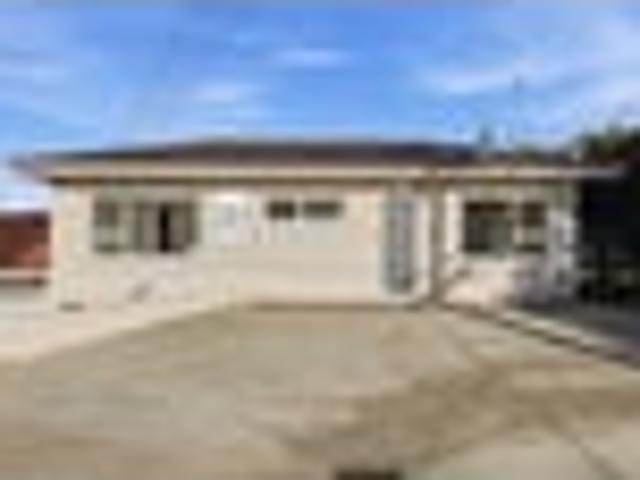 Apartment for sale in Wairau Valley