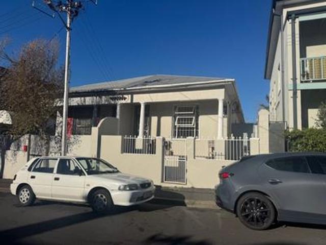 House for sale in Cape Town, Western Cape