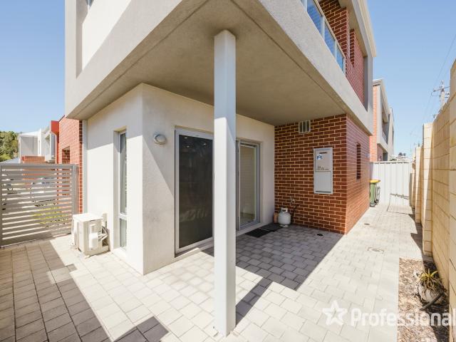 Apartment for sale in Marangaroo, Western Australia
