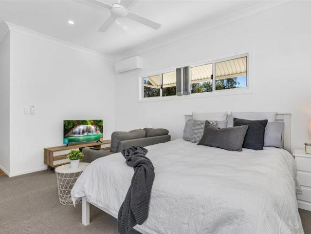 Granny Flat for rent in Toombul, Queensland