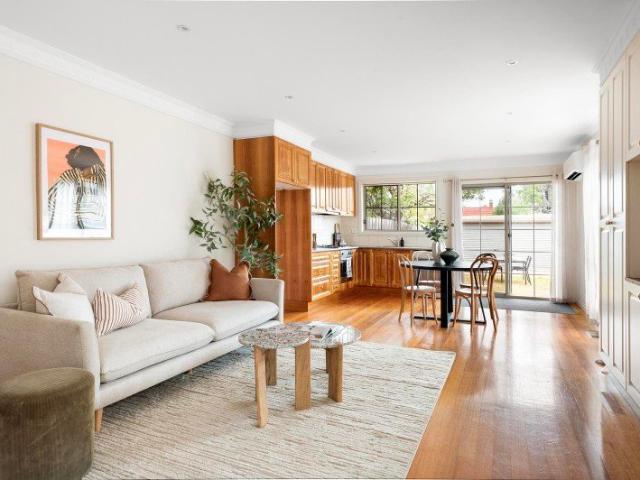 Townhouse for sale in Camerons Creek, Victoria