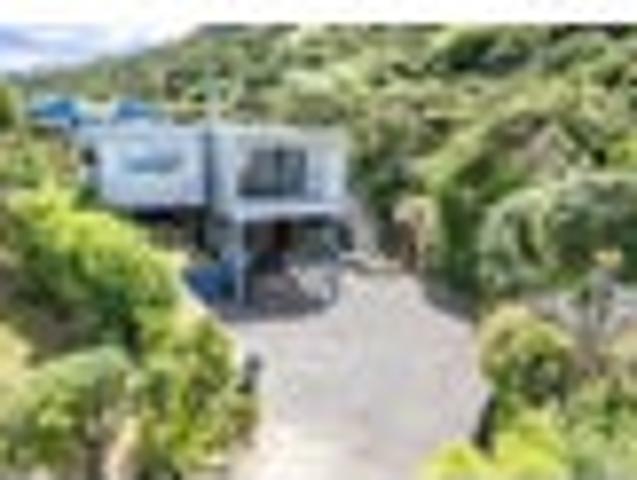 House for sale in Little Akaloa, Canterbury