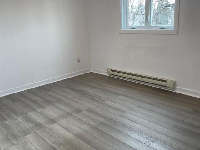 Apartment for rent in St. Leonard's, Quebec