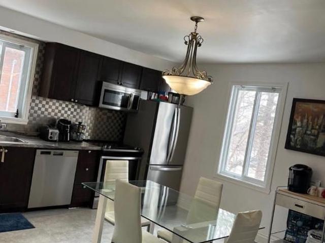 Apartment for rent in District 1, Saint-Jérôme