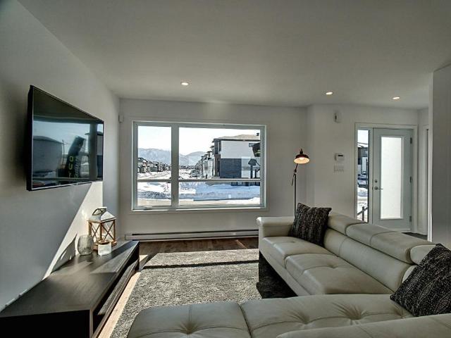 Apartment for rent in La Vallée-du-richelieu, Quebec
