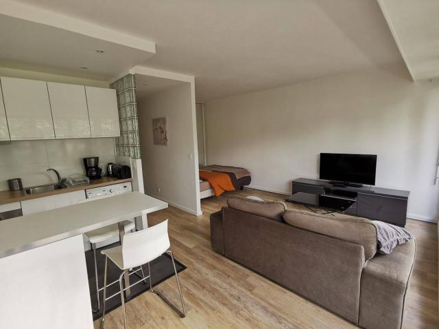 Studio location à Paris 15e Arrondissement, Paris