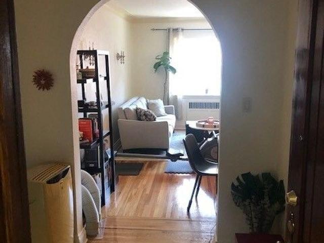 Apartment for rent in St. Leonard's, Quebec