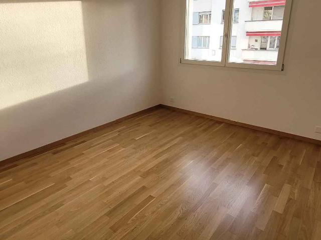 Apartment kaufen in Orbe, Waadt
