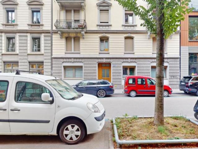 Apartment mieten in Einigen, Zürich