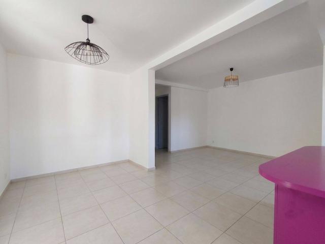 Appartement location à Sainte-Marie