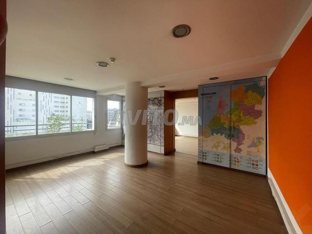 Bureau vente à Anfa, Gharb-Chrarda-Beni Hssen
