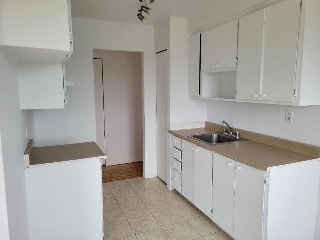 Apartment for rent in Laval-des-rapides, Quebec