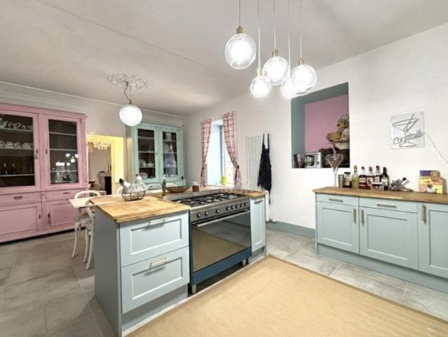 Maison vente à Confolens, Courcôme
