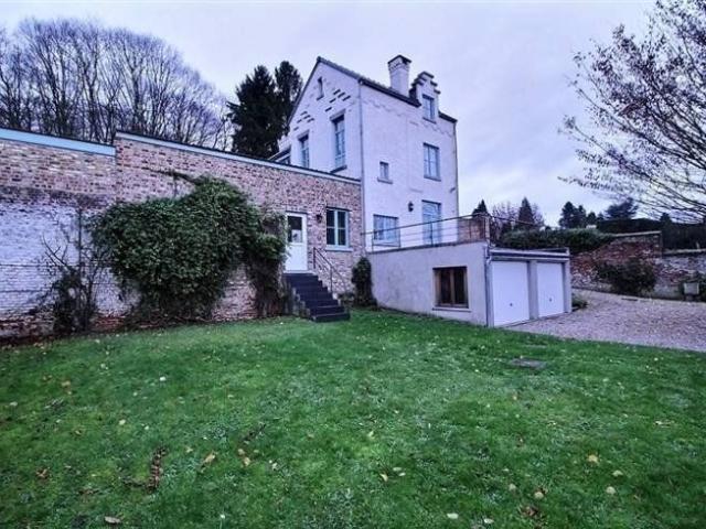 Maison location à Lasne-Chapelle-Saint-Lambert, Lasne