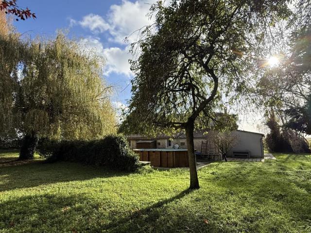 Maison vente à Saintes, Mortagne-sur-gironde