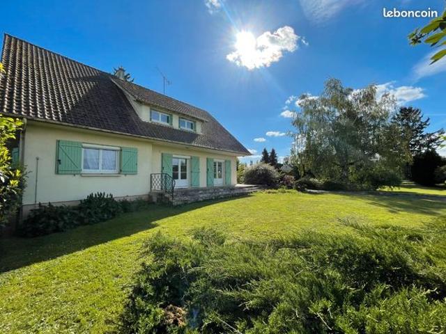 Maison vente à Fontainebleau, Egreville
