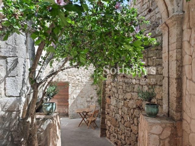 Maison vente à Arles, Boulbon