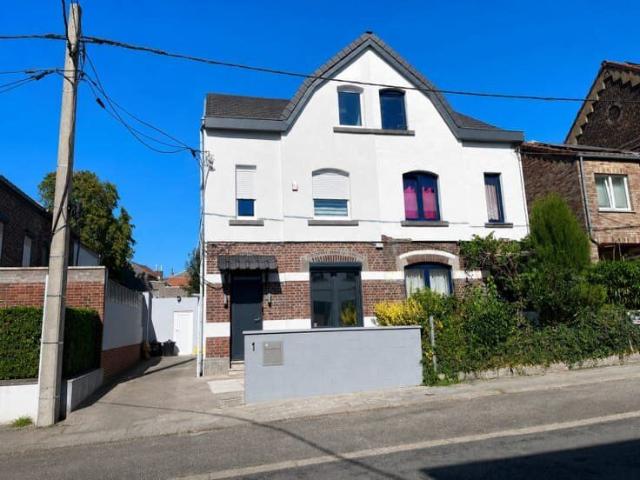Maison location à Charleroi, Wallonie