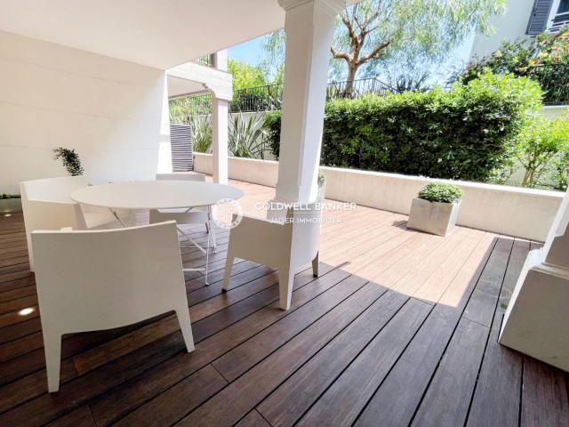 Local Commercial vente à Arrondissement de Draguignan, Saint-tropez