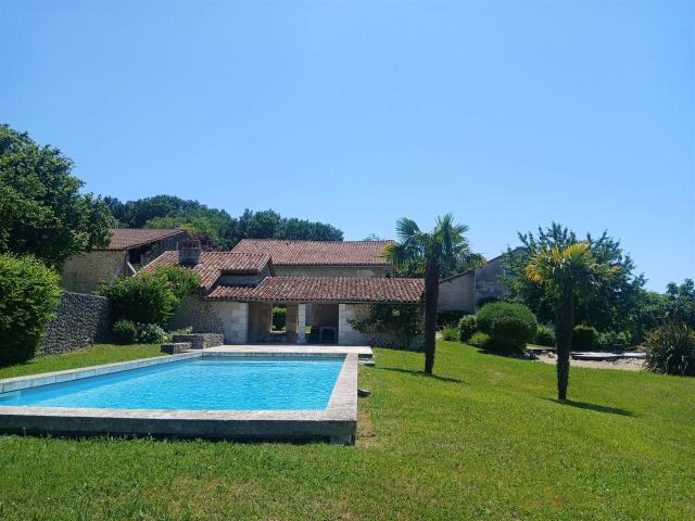 Maison vente à Périgueux, Bertric-burée