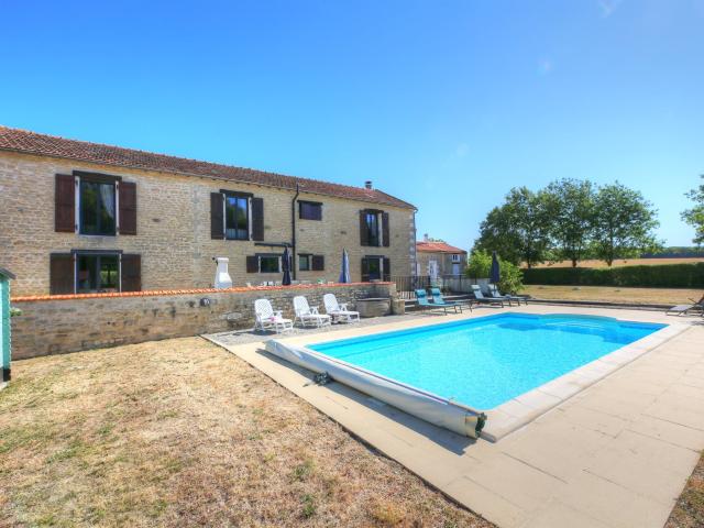 Maison vente à Saint-Jean-d'Angély, Aulnay