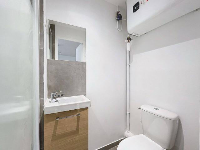 Studio location à Paris 18e Arrondissement, Paris