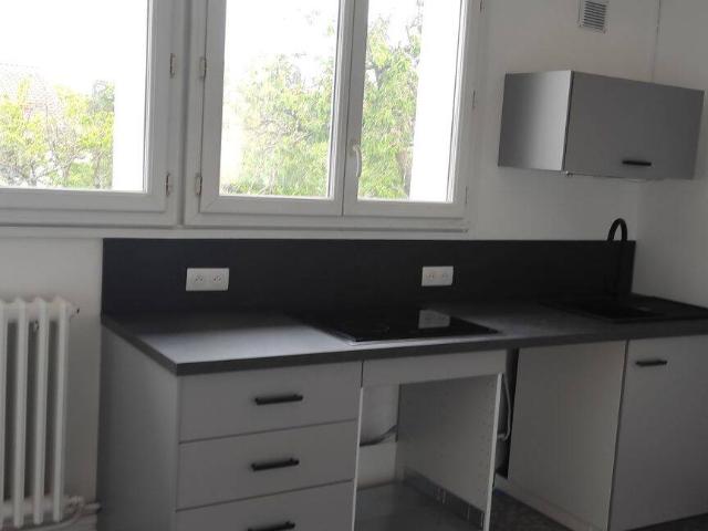 Appartement location à Saint-Priest-Bramefant, Puy-de-Dôme
