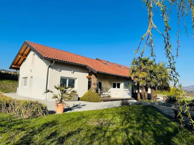 Maison vente à Saint-Julien-en-Genevois, Contamine-sarzin