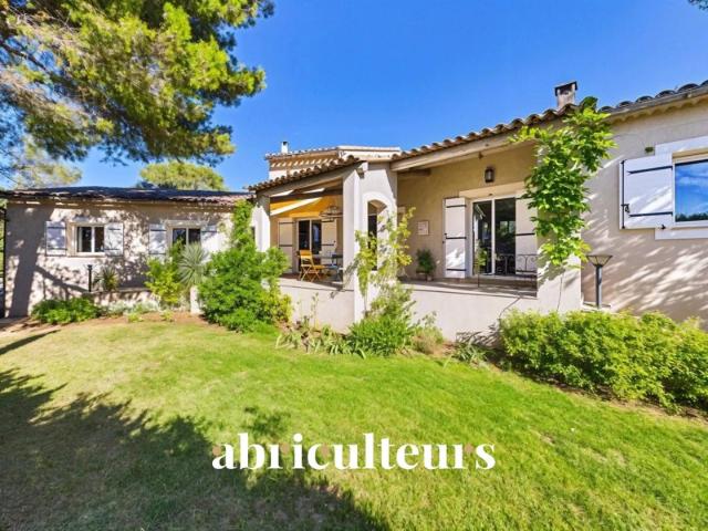 Maison vente à Apt, Cheval-blanc