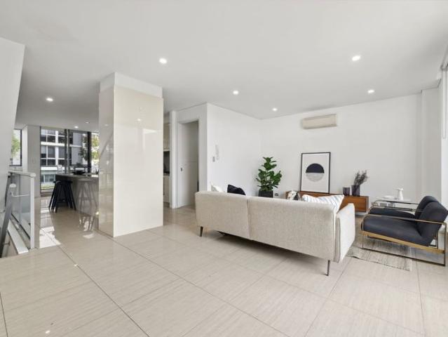 Townhouse for rent in Sydney, New South Wales