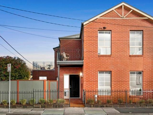 Townhouse for sale in Geelong, Victoria