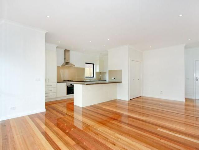 Townhouse for rent in Camerons Creek, Victoria