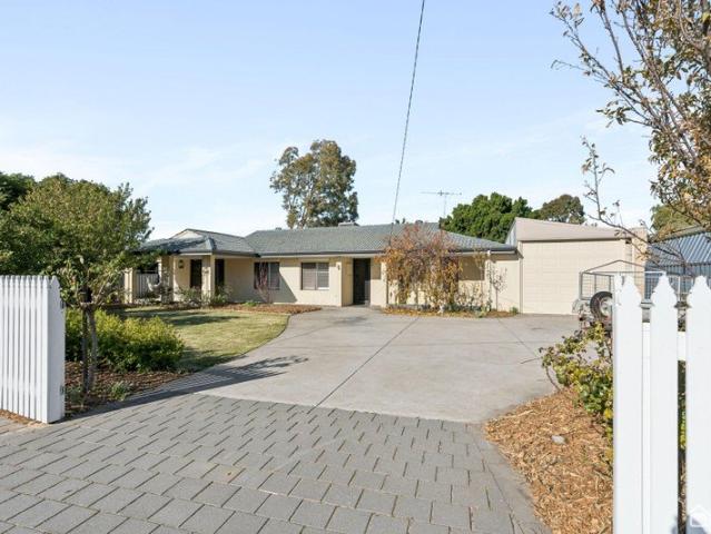 House for sale in Kelmscott, Western Australia