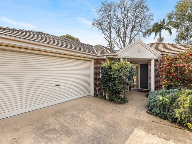 Townhouse for sale in Camerons Creek, Victoria
