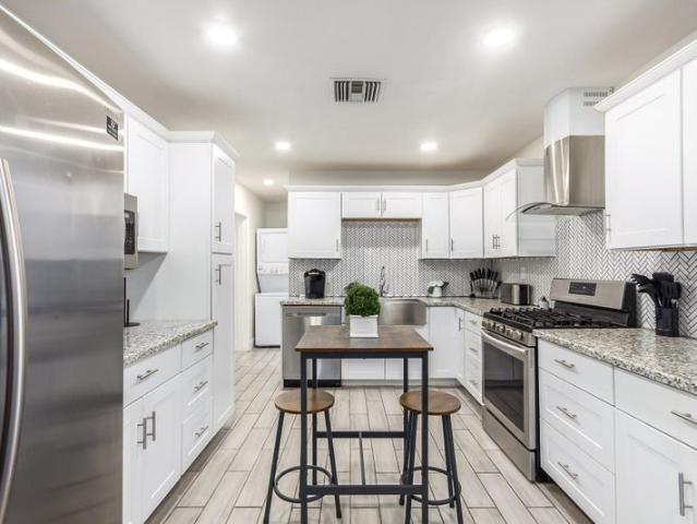 Room for rent in Laveen, Arizona