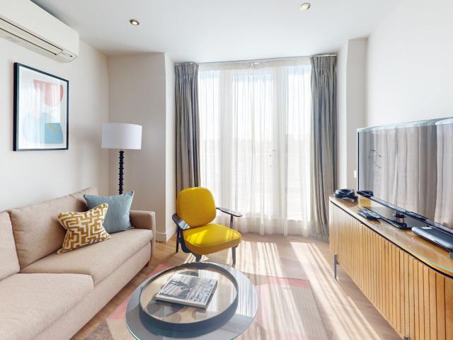 Apartment for rent in Brompton, Greater London
